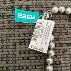 Beautiful, choker style cultured pearl necklace